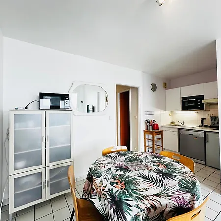 4 Pers Avec Vue Mer, Face A La - Fr-1-709-33 * Fouras